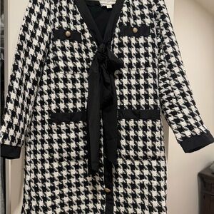 Tuckernuck Black and White Houndstooth Blazer